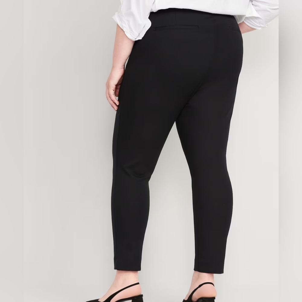 Old Navy Pixie High Rise Pants - Picture 5 of 5